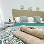 Gatu Villa Camarote Con Vistas Al Mar , Preferente Mayores De 21 Anos Y Familias